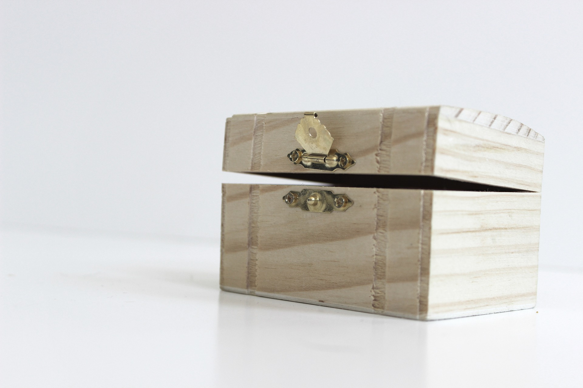 How do You Open a Safe with a Drill